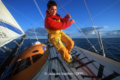SAILING - VENDEE GLOBE 2000/2001 - PRESENTATION SET - PHOTO: JACQUES VAPILLON/DPPI ELLEN MACARTHUR (GBR) / KINGFISHER