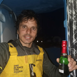 Didac Costa will celebrate this new year in the Pacific Ocean