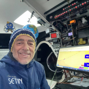 Even if it's not easy every day, Manuel Cousin is having a lot of fun during this Vendée Globe