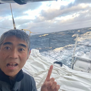 Kojiro Shiraishi in a crossed sea