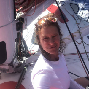 For 10 days now, Isabelle Joschke has been sailing at low speed to reach a Brazilian port