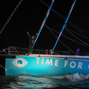 Stéphane Le Diraison franchit la ligne de cette 9e édition du Vendée Globe